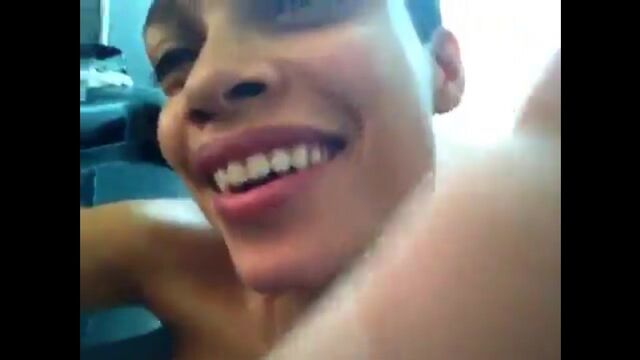 Rosario Dawson Leaked голая Розарио Доусон сняла себя голой 18+ Показала сиськи Большая грудь черной актрисы Кино звезда голая - potiskay.com